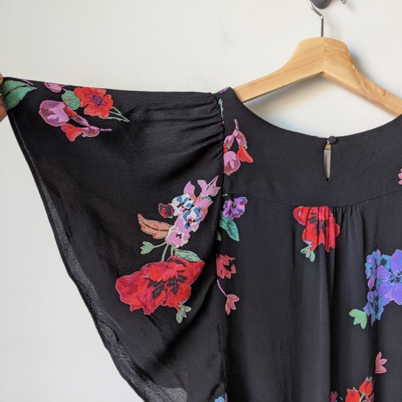 Anthropologie Maeve Floral Flutter Sleeve Blouse - Picture 9 of 10